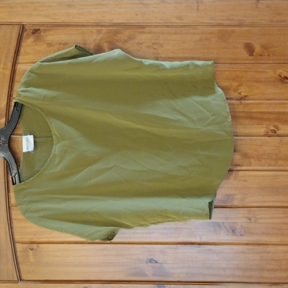 Sweet Olive Green Winner! - Picture 1 of 3